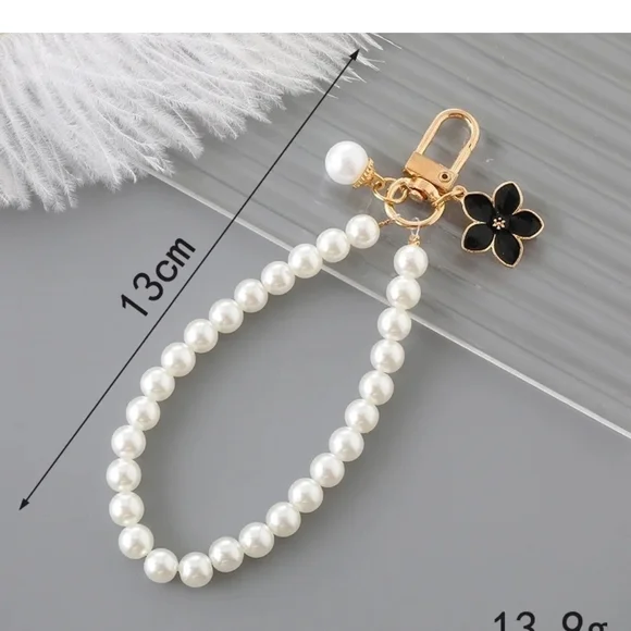 Pearl Beaded Purse Charms Five Pcs. - Picture 4 of 7